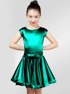 Attrayant costume de danse latine Tissu de satin unicolore Robe Déguisements Halloween