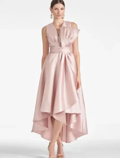 Avec robe de cocktail Magnifique robe trapèze longueur thé avec nœuds et col en V en tissu satiné