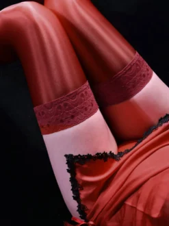 Bas et collants pour femmes chaussettes hautes noires transparentes en dentelle blanche