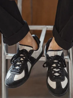 Baskets confortables en cuir PU pour hommes chaussures de sport à bout rond
