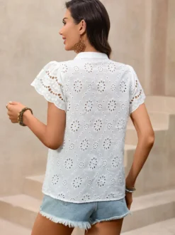 Blouse blanche pour femme col en V manches courtes style décontracté top d'été