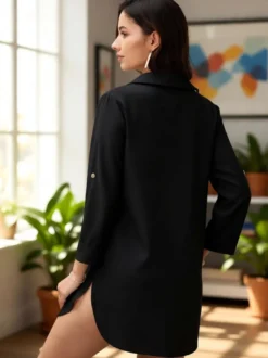 Blouse noire pour femme col en V boutons chics manches courtes découpées
