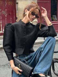 Blouse pour femme boutons dorés col montant manches longues chics