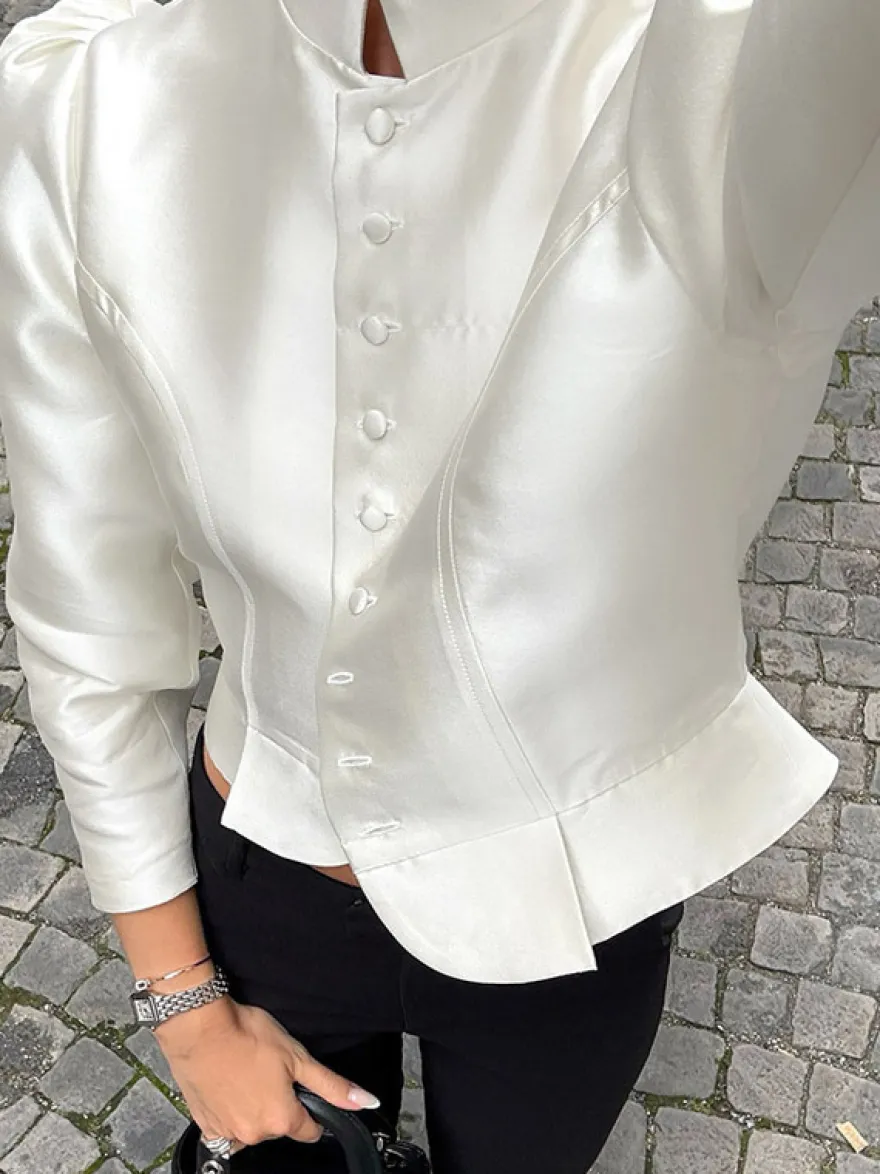 Blouse pour femme boutons dorés col montant manches longues chics
