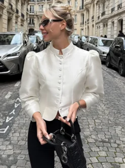 Blouse pour femme boutons dorés col montant manches longues chics