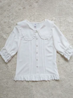 Blouses académiques Lolita Haut Lolita blanc écru Demi-manches Chemise Lolita à volants plissés