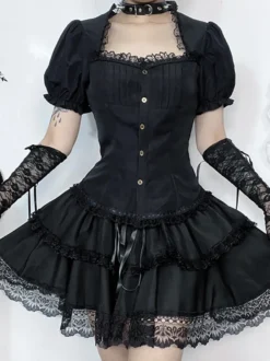 Blouses gothiques lolita haut lolita noir manches courtes chemise lolita à volants en dentelle