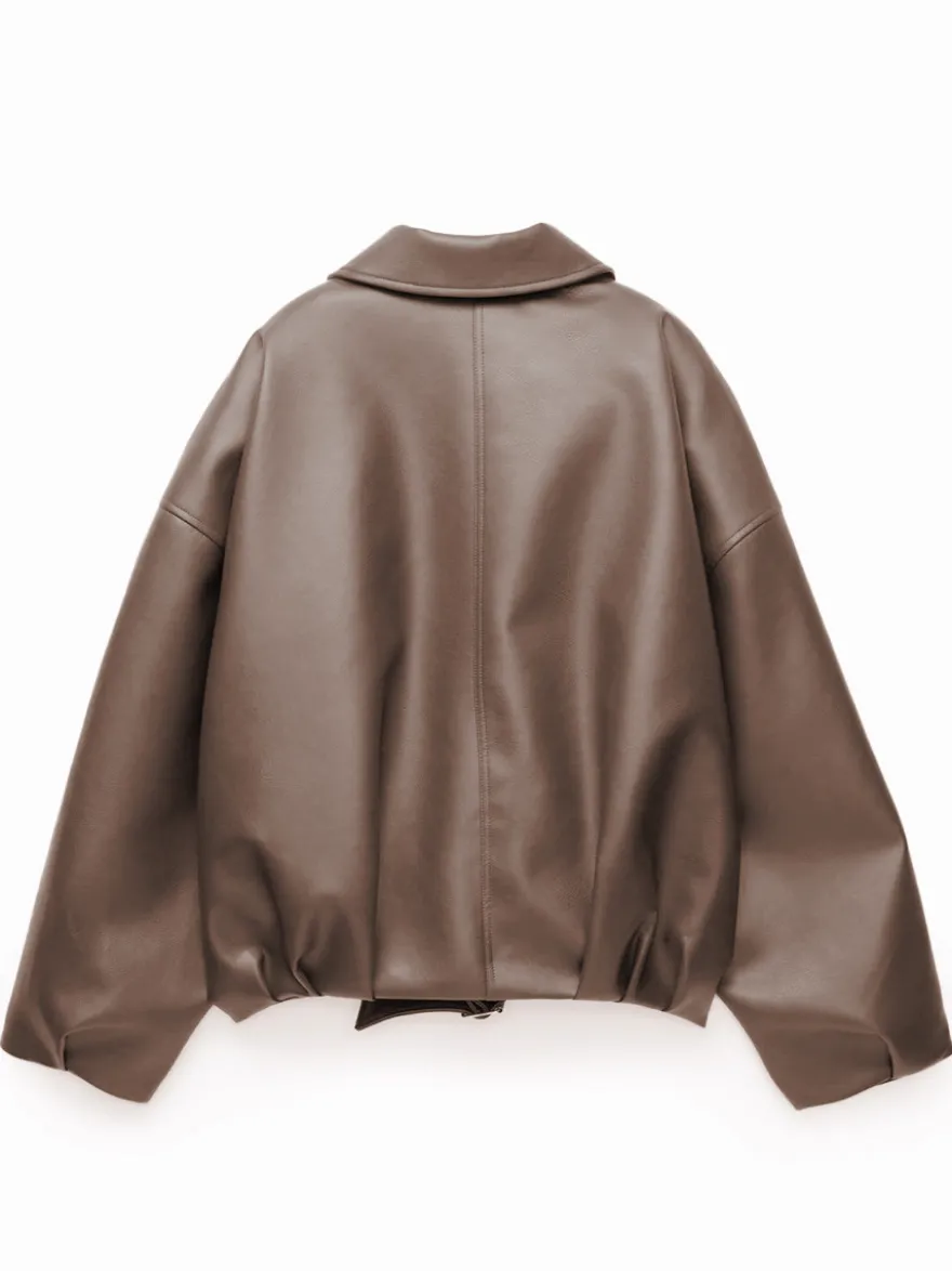 Blouson aviateur oversize en similicuir avec ceinture pour l'automne 2026