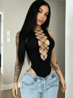 Body sans manches à découpes croisées pour femme laçage sexy sur le devant décolleté plongeant.