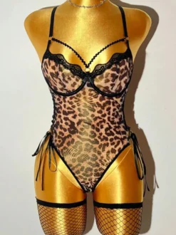 body teddy en dentelle léopard à lacets croisés sur les côtés
