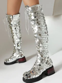 Bottes au genou argentées à plateforme pailletée et à lacets à talon aiguille