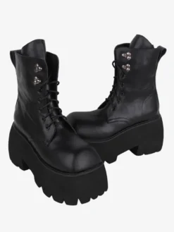 Bottes gothiques Lolita avec œillets noirs bout carré métallique chaussures Lolita en cuir PU