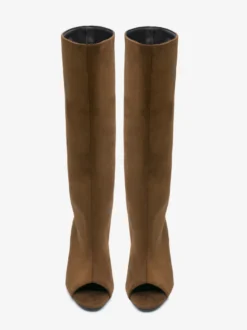 Bottes hautes en daim à bout ouvert et talon design