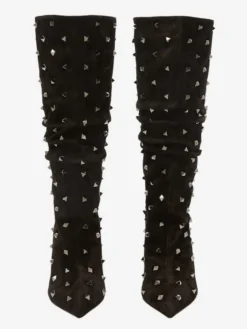 Bottes souples noires en daim à bout pointu et talon épais clouté mi-mollet
