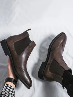 Bottines Chelsea à bout pointu et talon bas pour homme