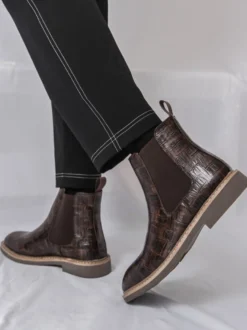 Bottines Chelsea pour homme bout rond motif pierre