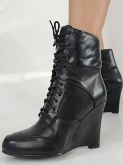 Bottines compensées noires à bout pointu et lacets pour femmes