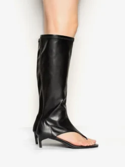 Bottines noires mi-mollet à bout ouvert et talon chaton style tong pour femmes