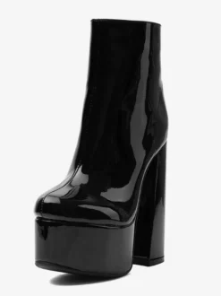 Bottines noires à plateforme bout rond et talon épais