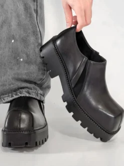 Bottines noires pour hommes bout carré à enfiler