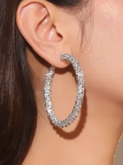 Boucles d'oreilles créoles simples à strass pour femmes 2026