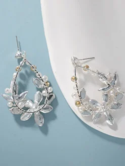 Boucles d'oreilles de mariage en strass et métal percé bijoux de mariée