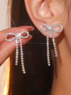 Boucles d'oreilles en strass avec nœud brillant pour femmes 2026