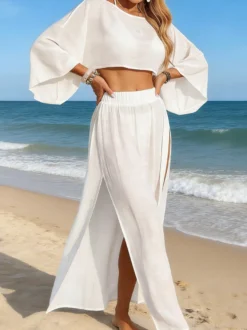 Cache-maillots blancs à fente sur le devant et col rond manches longues pour la plage et la natation en été.