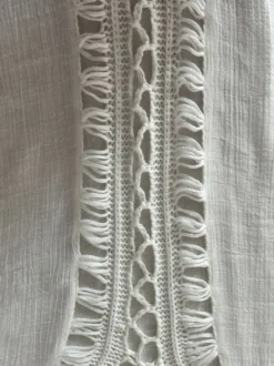 Cache-maillots en crochet à manches courtes et col en V maillots de bain noirs mignons pour la plage
