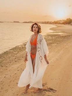 Cache-maillots oversize en dentelle ajourée à manches longues maillots de bain blancs d'été pour la plage