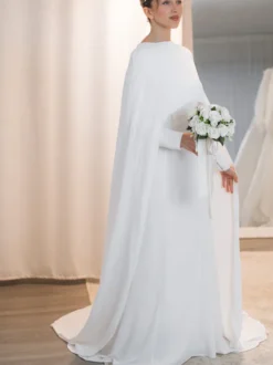 Cape de mariage en crêpe ivoire à manches courtes et col bijou couverture de mariée
