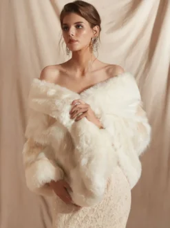 Cape manteau poncho femme boléro de mariage