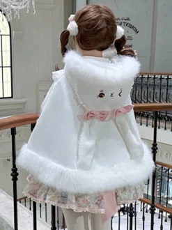 Cape Sweet Lolita doublée en peluche cape de Noël à capuche avec broderie