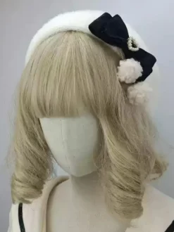 Chapeau Lolita de style ROCOCO pompons roses nœuds accessoire bloc de couleurs polyester accessoires Lolita