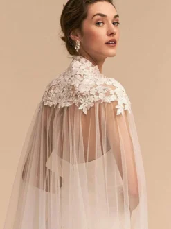 Écharpes de mariage Capes à col haut ivoire Tulle Dentelle Couvertures de mariée