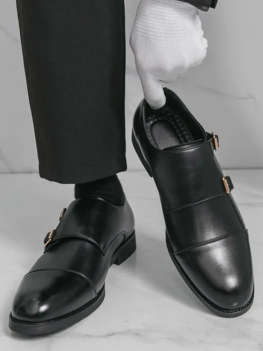 Chaussures à boucle noires à bout rond et détail de boucle chaussures décontractées