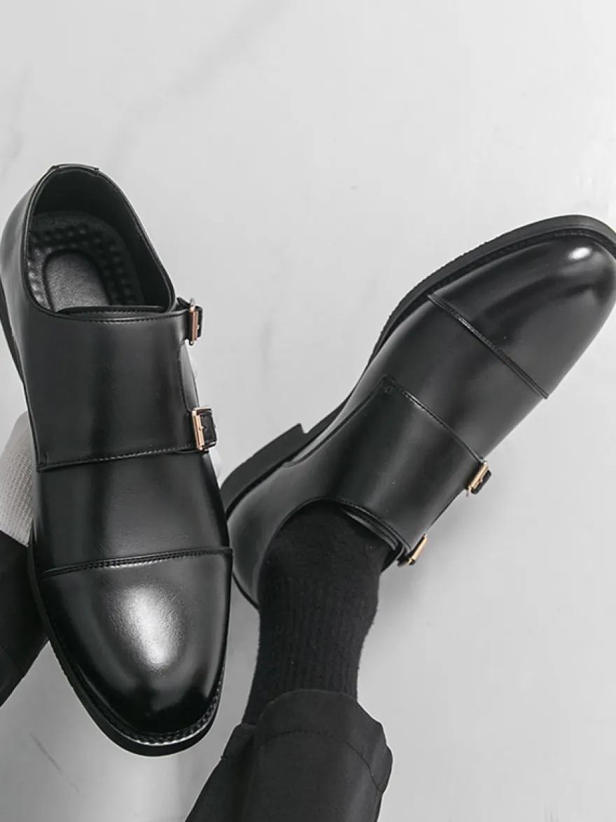 Chaussures à boucle noires à bout rond et détail de boucle chaussures décontractées