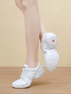Chaussures de danse jazz blanches à bout rond et lacets