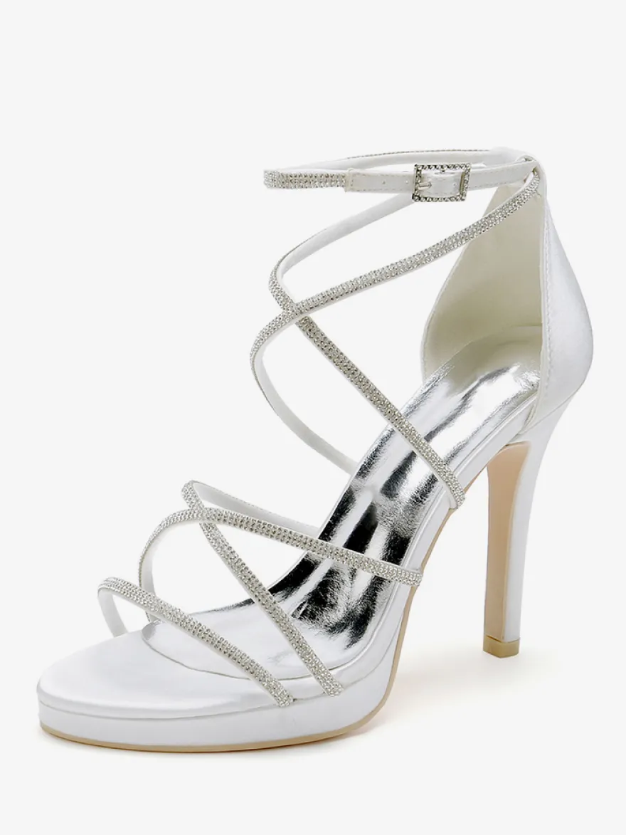 Chaussures de mariage blanches en satin à bout ouvert et à lanières avec strass