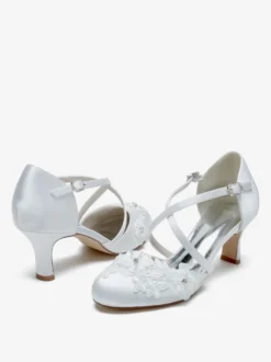 Chaussures de mariage Escarpins de mariée en satin à bout rond