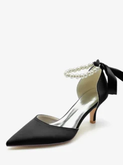 Chaussures de mariage Escarpins de mariée Soie et satin Bout pointu Perles