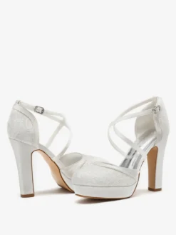 Chaussures de mariage Escarpins de mariée à bout rond brodés