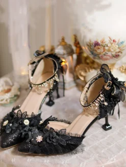 Chaussures de mariage gothiques Lolita noires à volants fleurs chaînes talons aiguilles