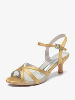Chaussures de mariage ivoire en satin et maille à bout ouvert talon chaton chaussures d'invité de mariage