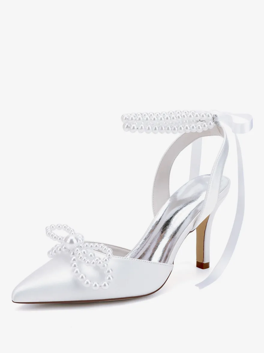 Chaussures de mariage ivoire en satin à bout pointu avec perles et nœud à talons hauts