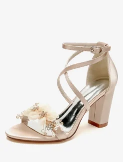 Chaussures de mariage Satin Fleurs blanches Sandales de mariage à bout ouvert