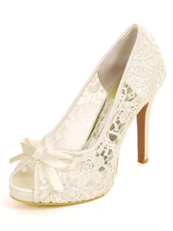 Chaussures de mariée à talons aiguilles en dentelle blanche