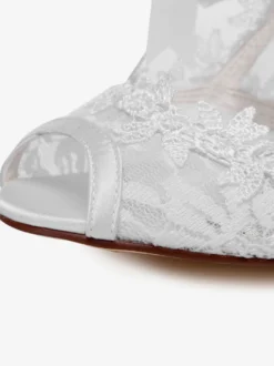 Chaussures de mariée à talons en dentelle blanc avec ruban Mary Janes