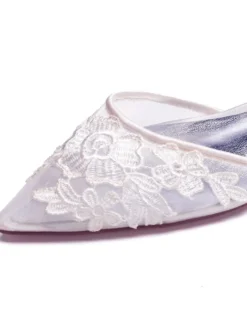Chaussures De Mariée Transparentes plate blanche bout pointu boucle en dentelle