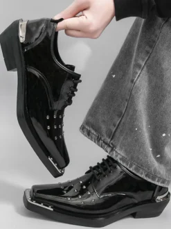 Chaussures de soirée noires pour hommes bout carré lacets et perles